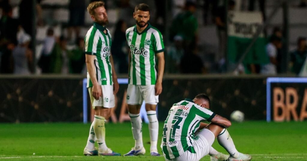 Juventude vê Santos vencer Sport e é rebaixado no Brasileirão