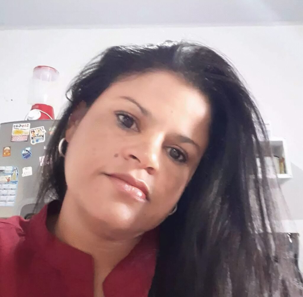 Mulher morre em acidente de moto, 13 de novembro