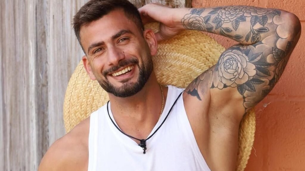 Nizam sobre poucas oportunidades após BBB: "Tive que dar bicuda na porta"