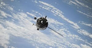 Startup cria escudo para proteger astronautas e satélites do lixo espacial