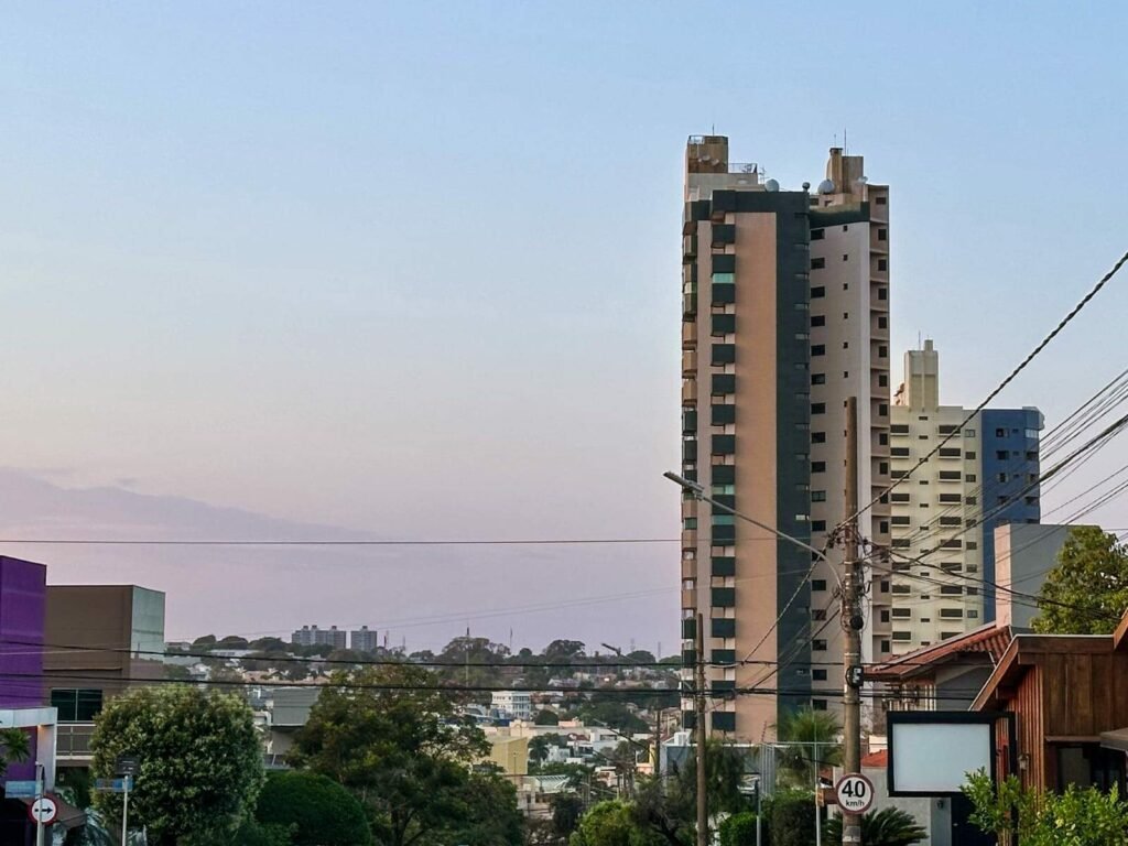 Calor intenso e pancadas de chuva nesta terça, 23 de dezembro
