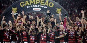 Flamengo derrota Ceará e coroa ano mágico com título Brasileiro