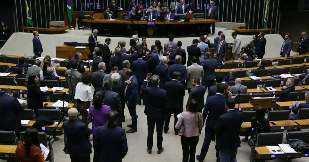 PL da Dosimetria: saiba como votou cada deputado