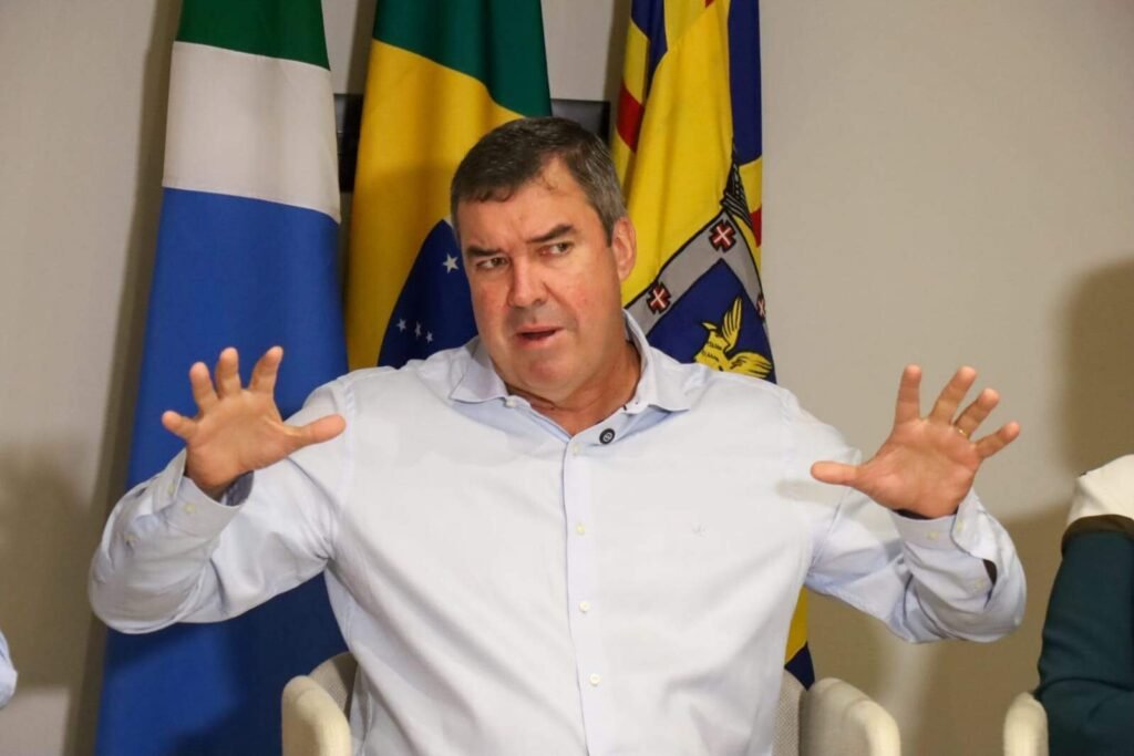Riedel defende união na administração em meio à polarização