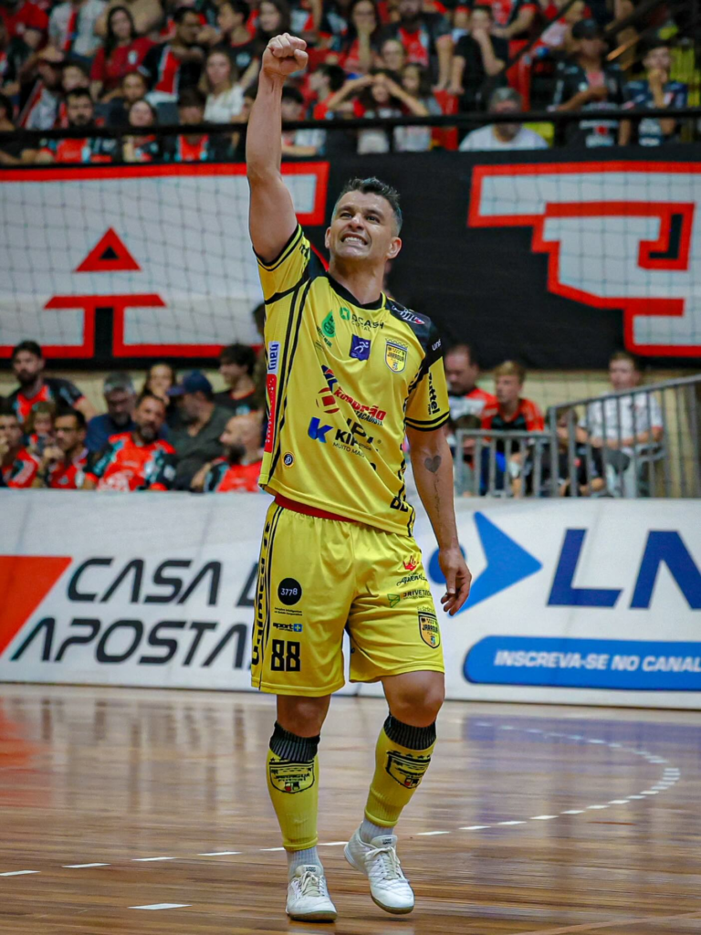 empate dramático na final da Liga Nacional de Futsal