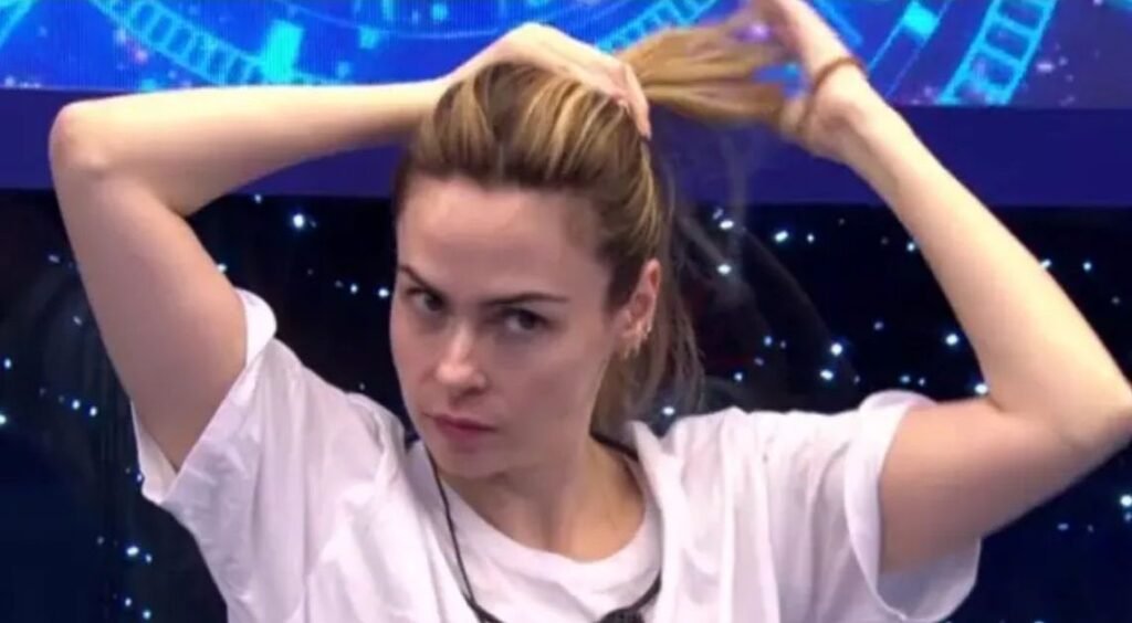 BBB 26: Ana Paula evita falar de antigo rival: "Não converso de defunto"