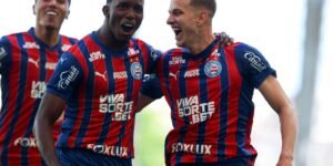 Com jovens, Bahia supera Jequié pela estreia no Campeonato Baiano