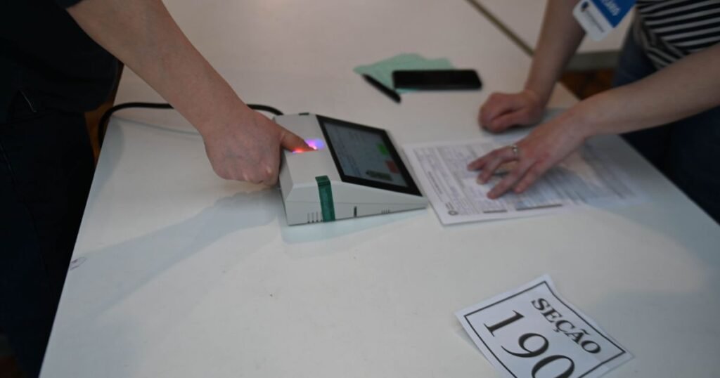 Eleições 2026: saiba quando candidatos precisam deixar cargos públicos