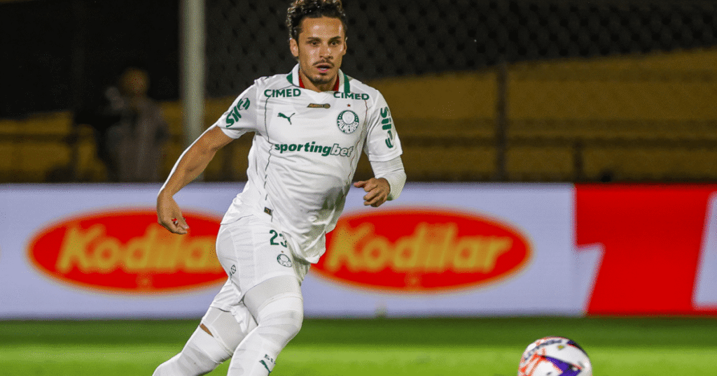 Palmeiras: entenda detalhes da saída de Raphael Veiga