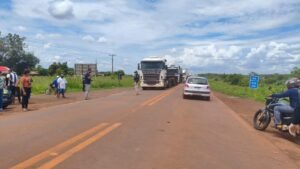 BR-163 Liberada Após Protesto por Segurança: Acordo com Moradores
