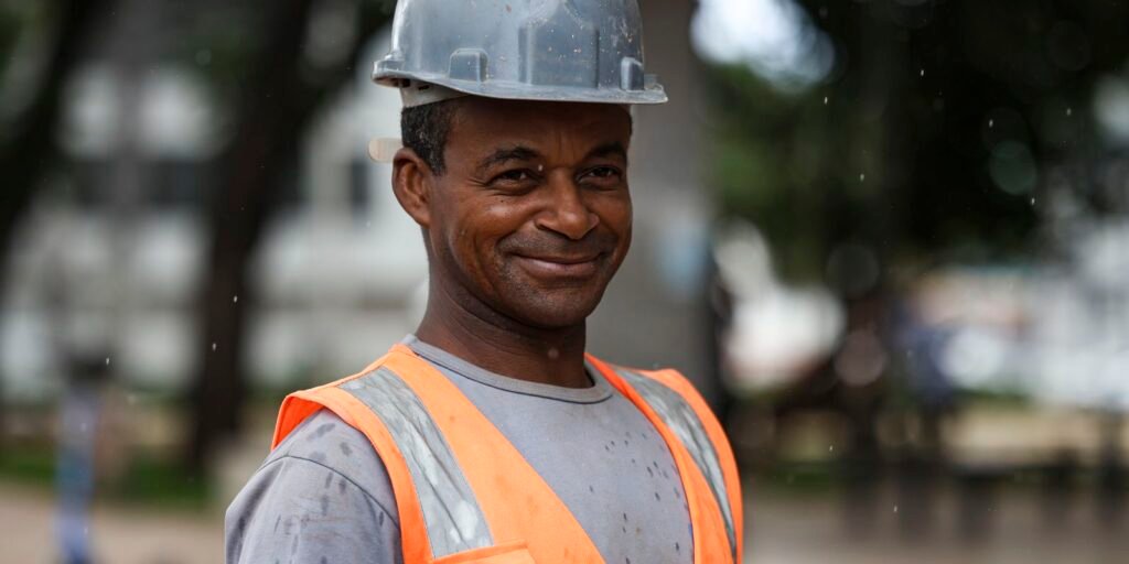 IR zero para quem ganha até R$ 5 mil vale nos salários pagos este mês