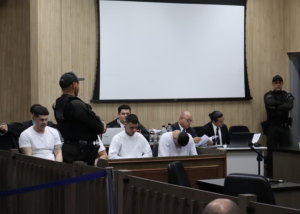 Júri de réu por matar adolescentes é adiado em Campo Grande