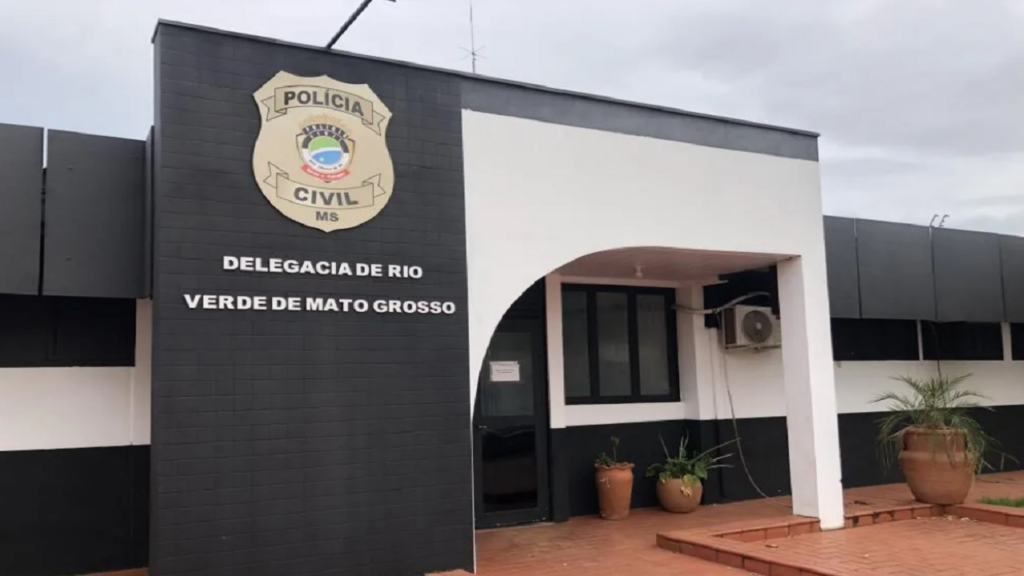 Mulher presa por tortura e abuso de criança em Rio Verde, 5 de fevereiro