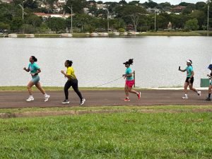 Corrida Feminina reúne 900 participantes e marca o Dia Internacional da Mulher com esporte, saúde e orientação