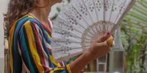 Estudo pede mais políticas públicas para reduzir efeitos da menopausa 