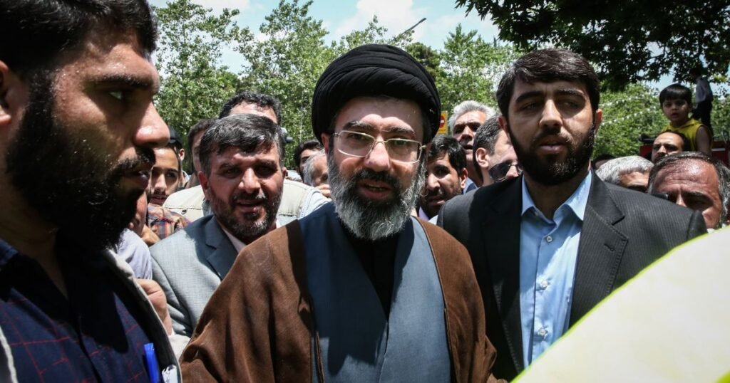 Filho de Khamenei não fará mudanças estruturais no Irã, diz especialista