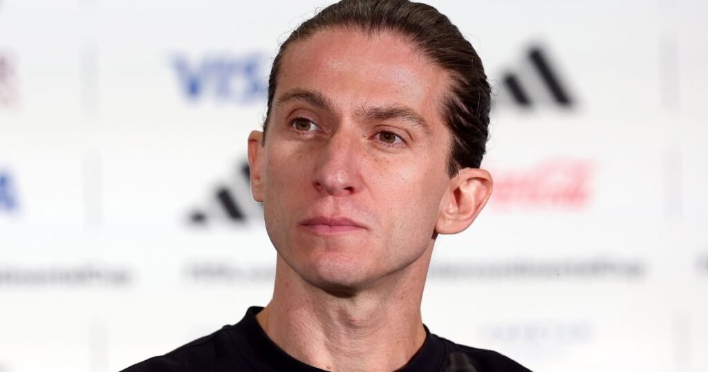 Filipe Luís deixa o comando do Flamengo