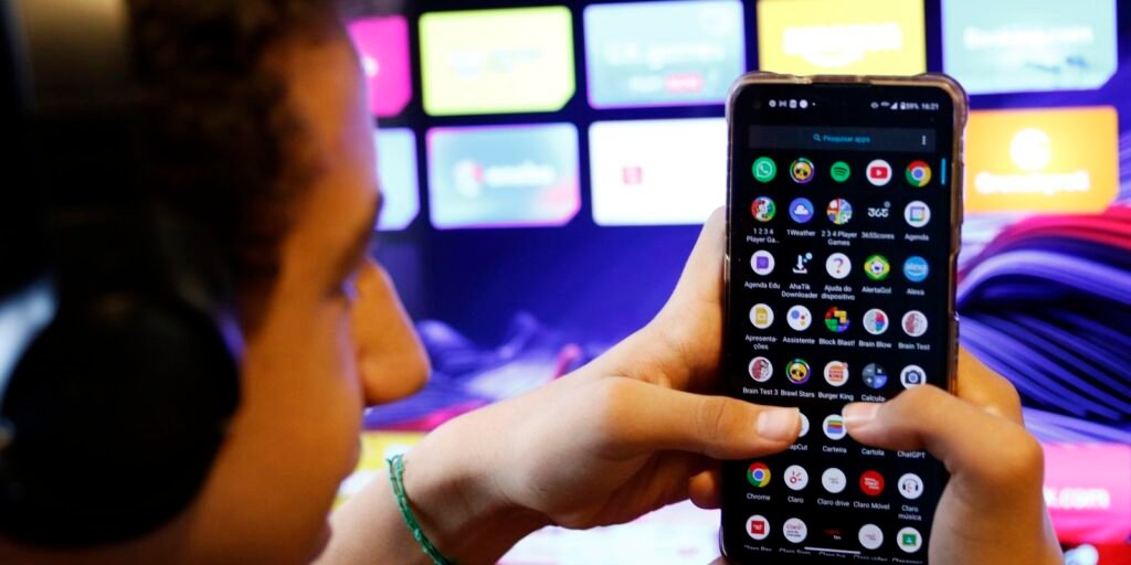 Governo derruba alta de imposto para smartphones e eletrônicos