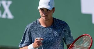 João Fonseca faz bom jogo, vira sobre Khachanov e avança em Indian Wells