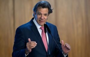 “Nunca existiu barganha; disputo eleição para ganhar”, afirma Haddad