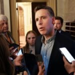 Senadores dos EUA temem guerra sem fim após reunião confidencial sobre Irã