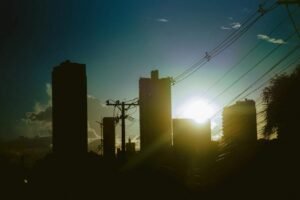 Sol e Pancadas de Chuva em MS, 14 a 16 de março