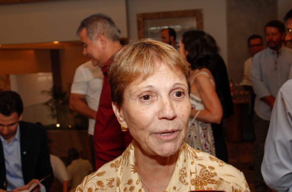 Tereza Cristina nega ser vice de Flávio Bolsonaro em 2026