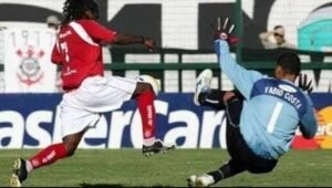 Inter vai brigar por 2005 "sem prejuízo ao Corinthians", diz ex-presidente