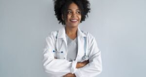 Revalida 2026/1: nota de corte da prova objetiva é de 59 pontos