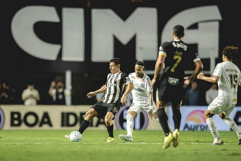 Santos bate Atlético-MG e Grenal termina 0 a 0 no Brasileirão