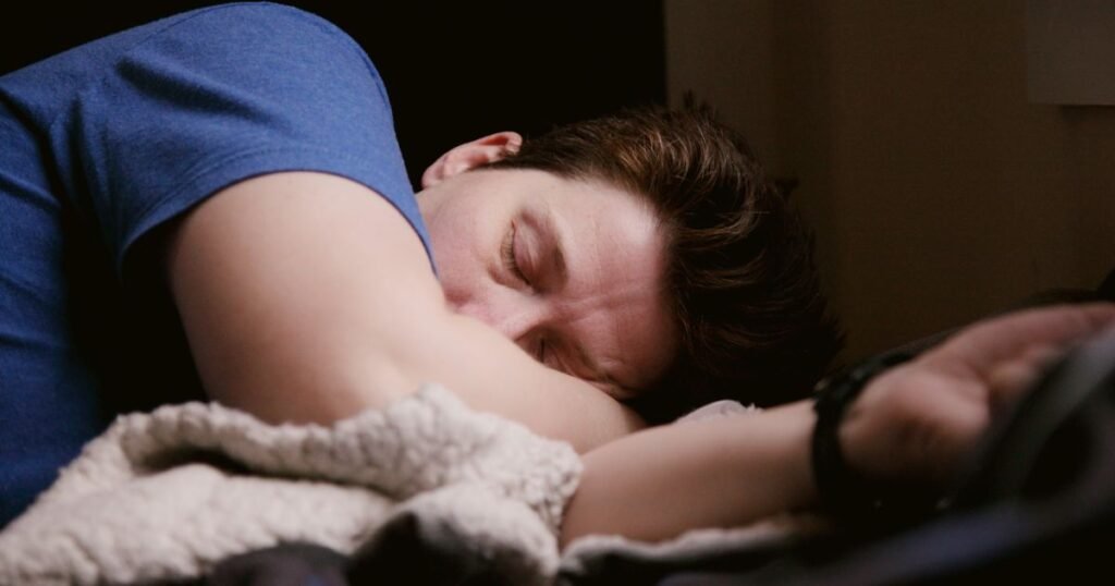 Dormir demais faz mal? Dr. Kalil conversa sobre tempo ideal de sono
