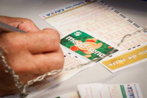 Mega-Sena concurso 3.013 sorteia R$ 10 milhões neste sábado