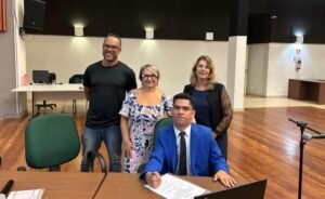 Servidor usa história de vida como inspiração para mestrado sobre inclusão de pessoas com deficiência
