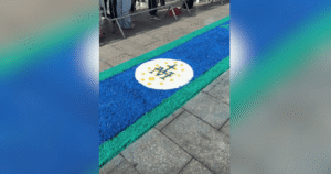 Corpus Christi é celebrado com a confecção de tapetes por todo o Brasil
