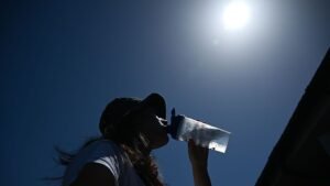 Onda de calor avança em direção ao leste da Europa