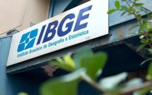 Setor de serviços do Brasil cresce bem mais que o esperado em abril
