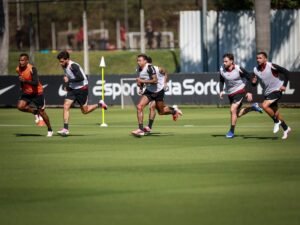Fifa aplica novo transfer ban ao Corinthians por dívidas