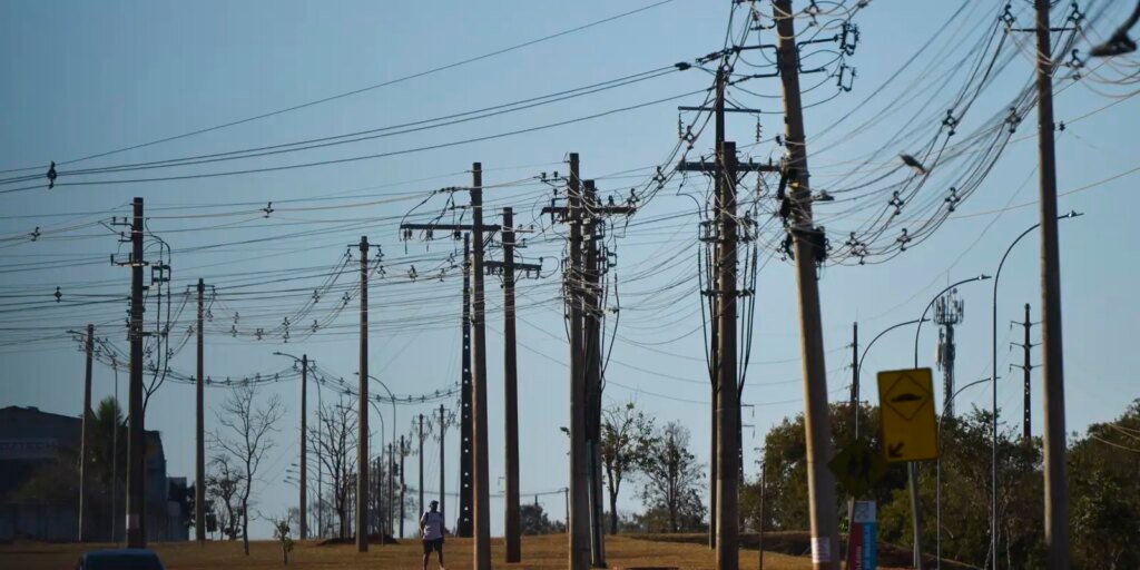 Número de acidentes com a rede elétrica cresceu no Brasil em 2025
