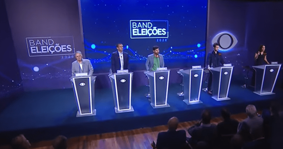Candidatos expõem "excesso de ladrão" e milícia infiltrada em debate no RJ