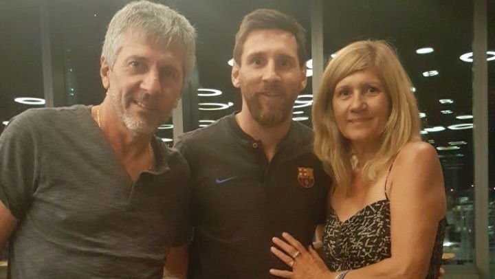 Messi viaja a Rosário para o velório do pai; despedida será reservada