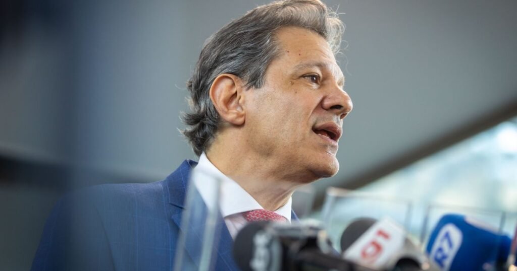 PM abre investigação sobre suposta perseguição a motorista de Haddad